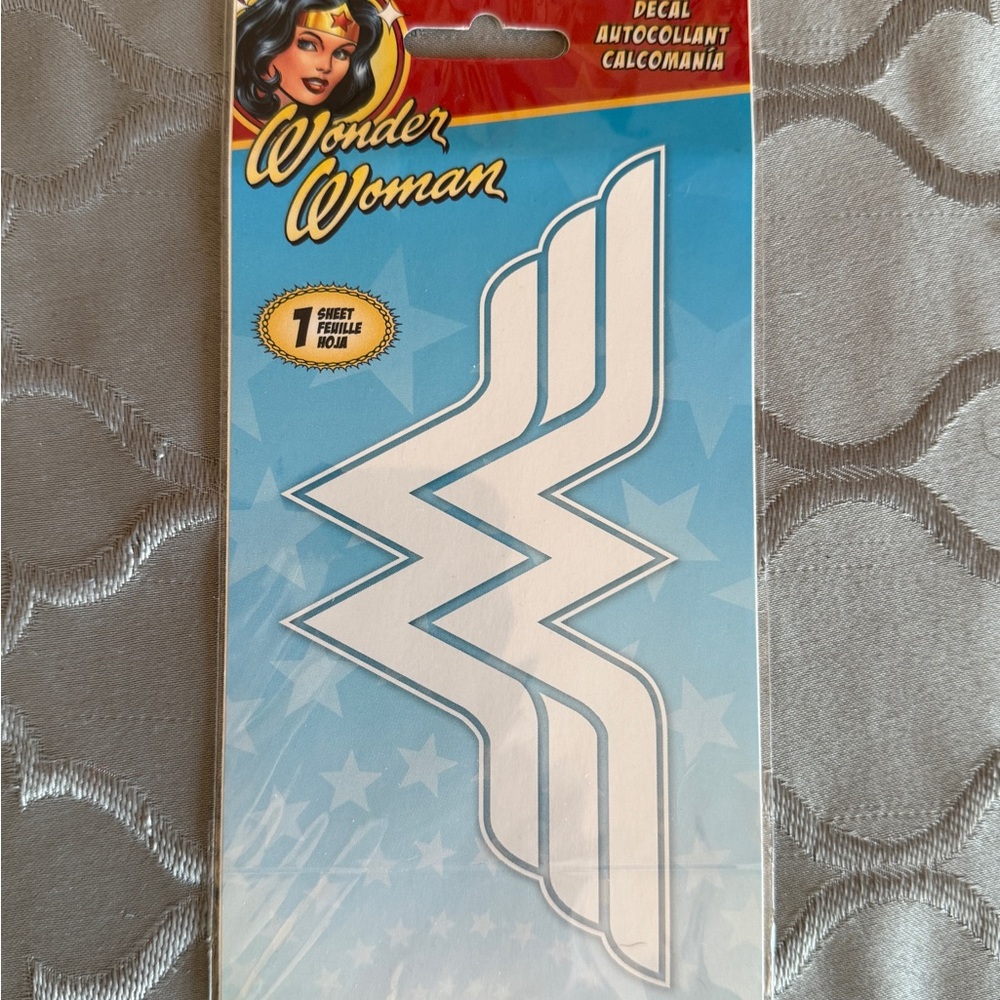 Vintage Wonder Woman "WW" Logo Decal - DC Comics Superhero Vinyl Sticker 2015